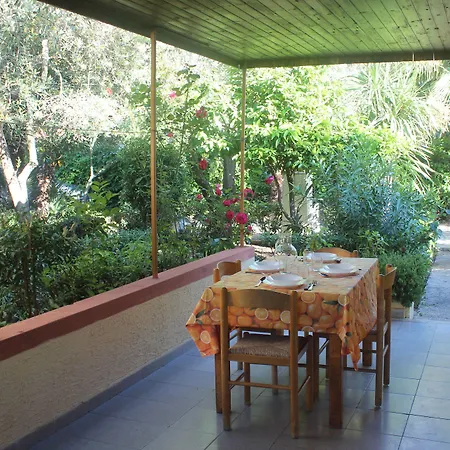 Apart Otel Giardino 4*