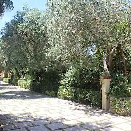 Aparthotel Giardino *