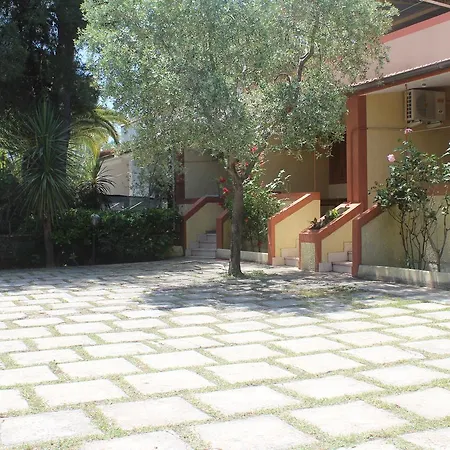Aparthotel Giardino *